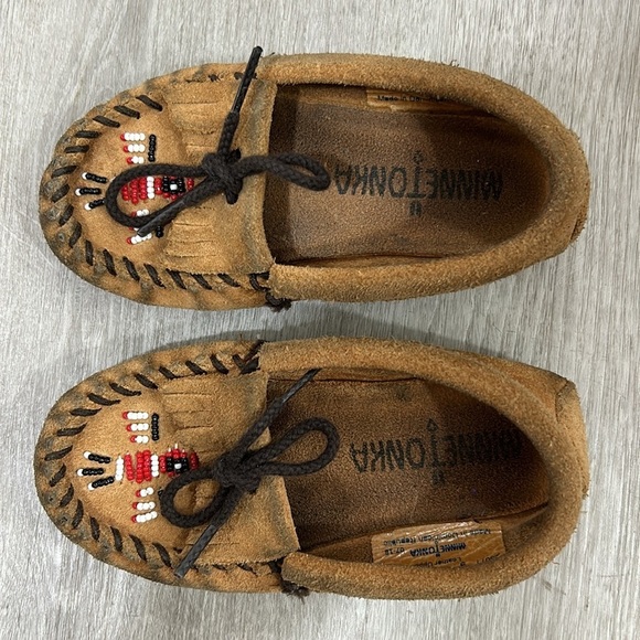 Minnetonka beaded leather mocassins - Picture 3 of 11